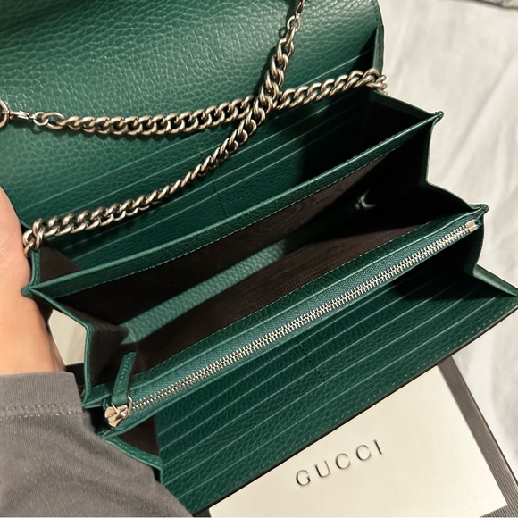 Gucci Calfskin Dionysus Mini Wallet on Chain - Picture 3 of 5